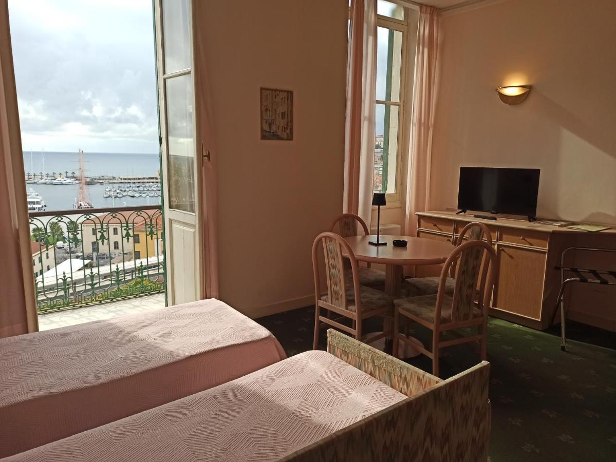Hotel Miramare Imperia Ruang foto