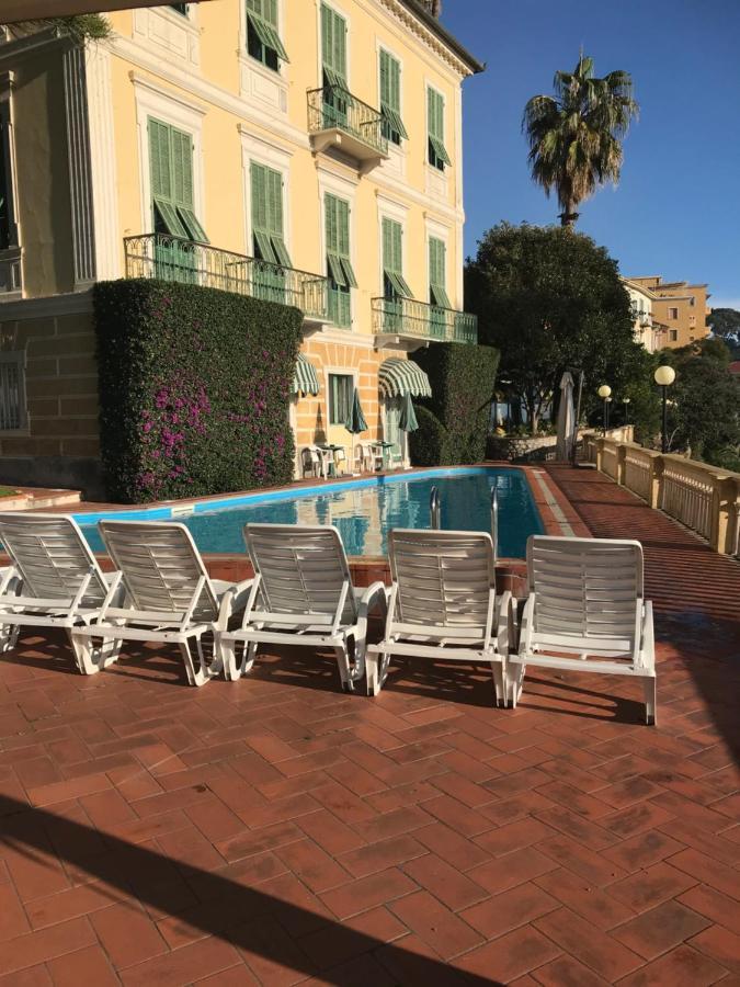 Hotel Miramare Imperia Bagian luar foto