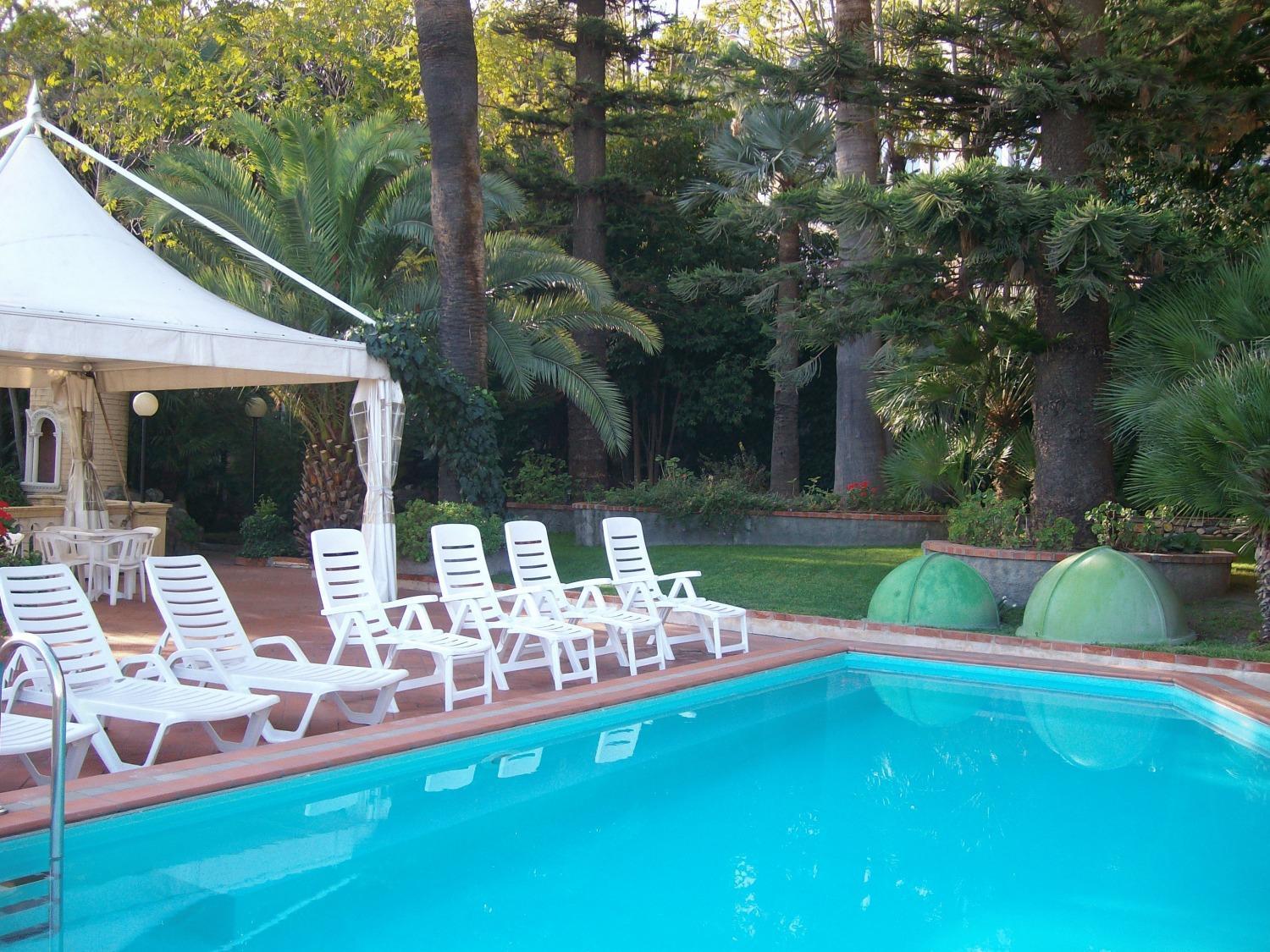 Hotel Miramare Imperia Bagian luar foto