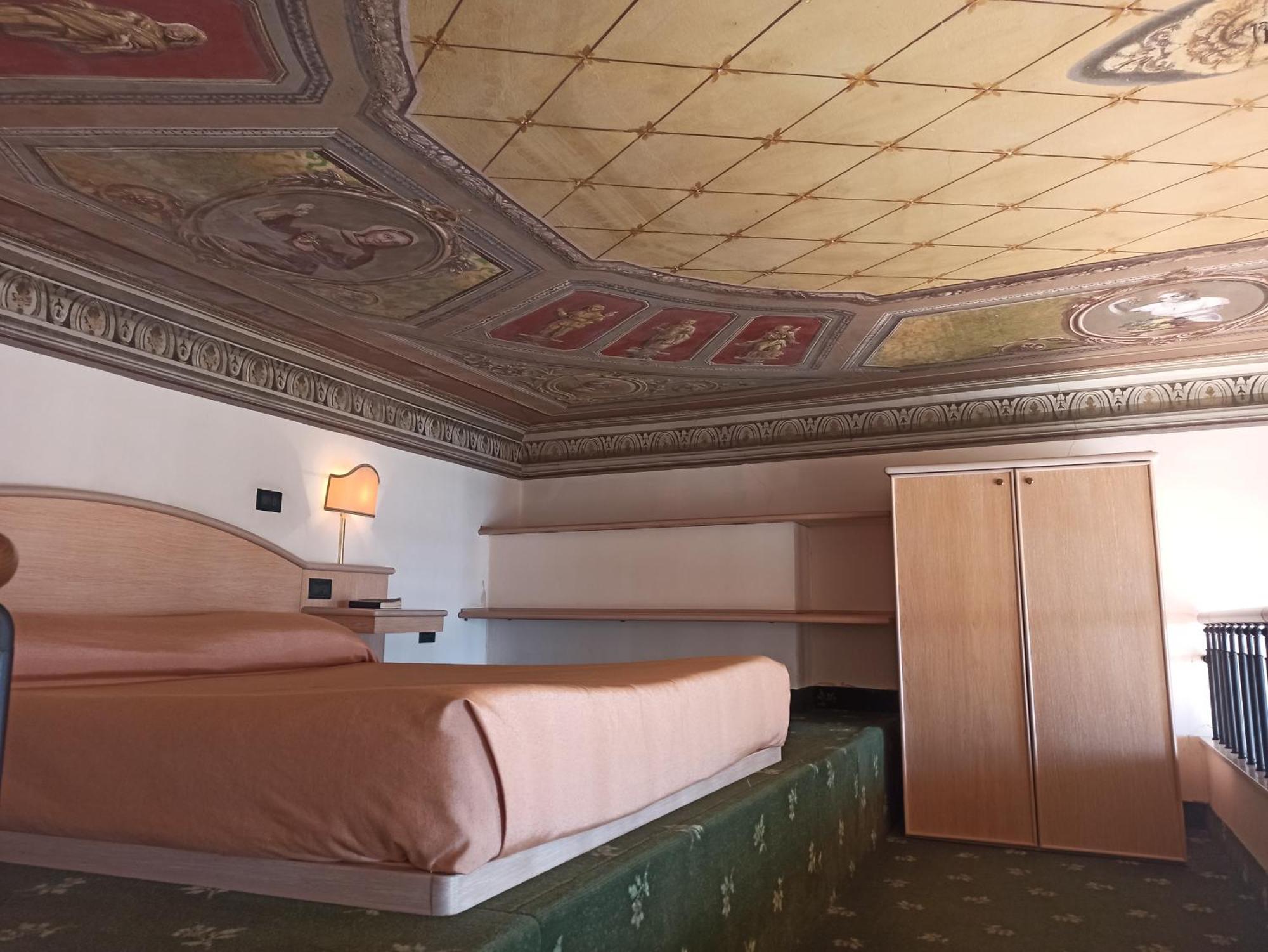 Hotel Miramare Imperia Ruang foto