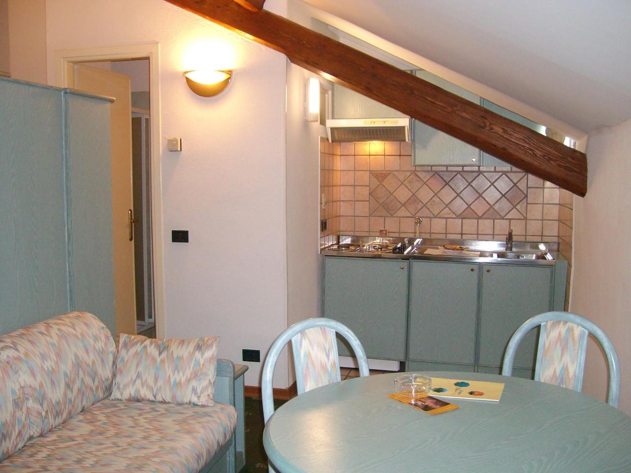 Hotel Miramare Imperia Bagian luar foto